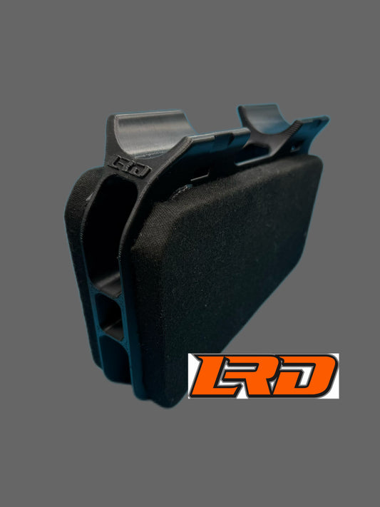 Knee Knocker
